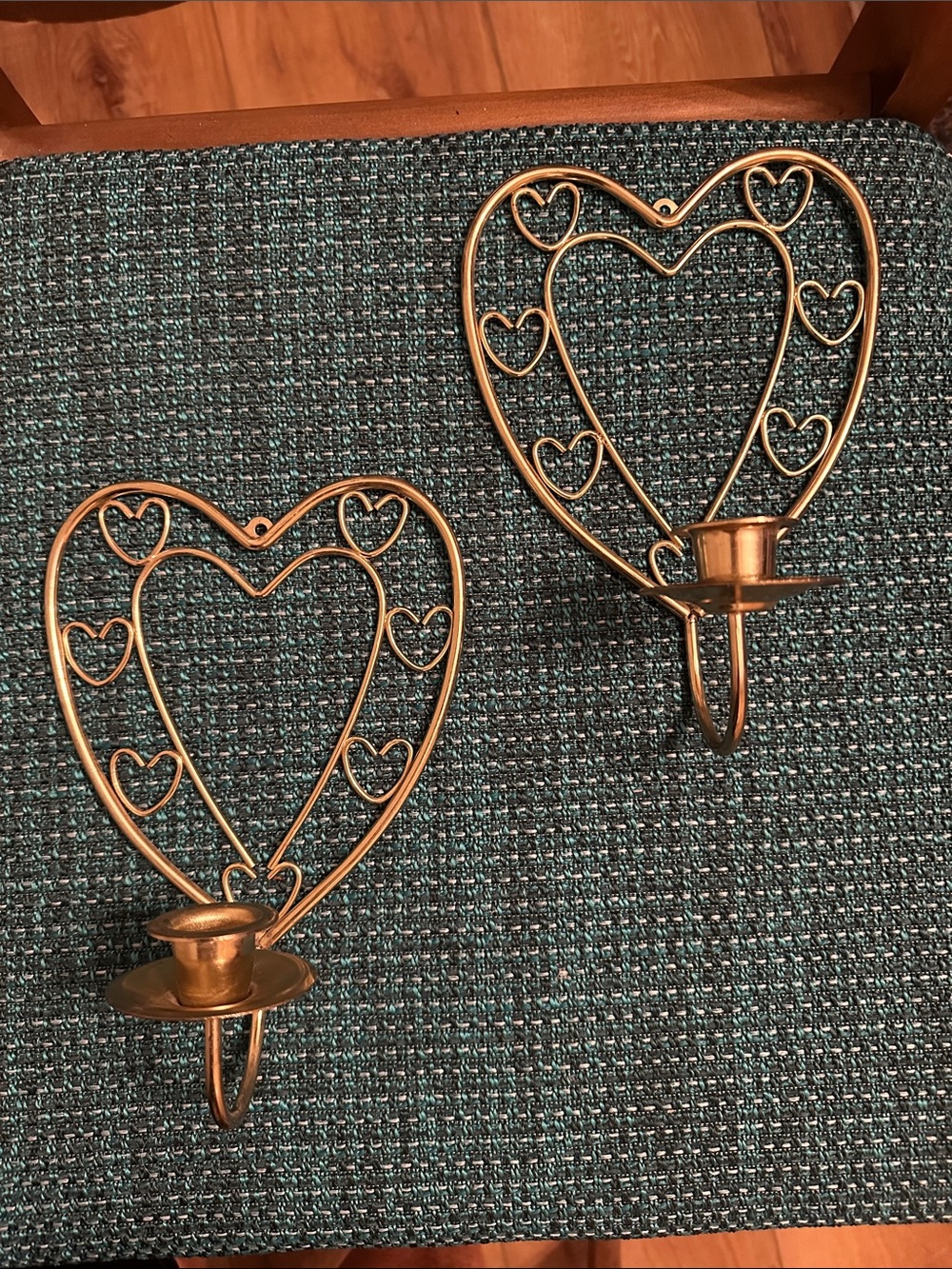 Vintage Gold Wire Heart Wall Sconce Candle Holders in Gold - Set of 2